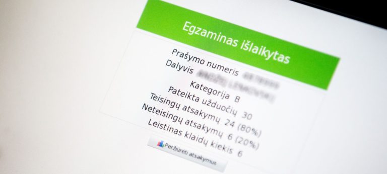 Egzamino rezultatų suvestinė, kurioje viršuje ryškiai parašyta - Egzaminas išlaikytas.